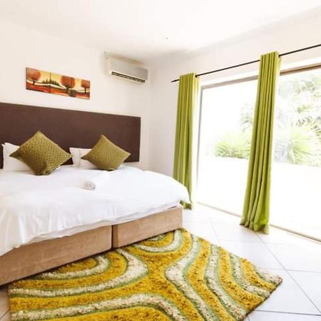 Me Casa Guest House Bluewater Bay Экстерьер фото