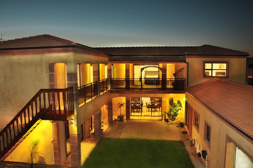 Me Casa Guest House Bluewater Bay Экстерьер фото